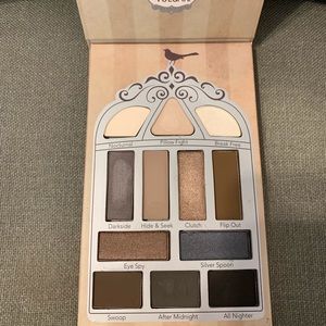 Pretty Vulger Nightingale Palette